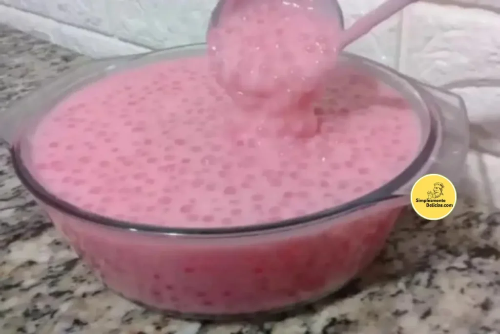 Sagu-Mousse de Morango