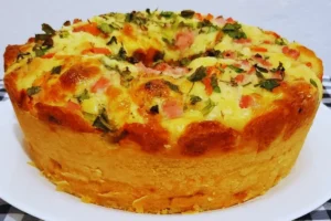 Bolo Salgado de Milho com Presunto e Queijo Uma Delícia Prática e Irresistível!