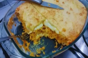 Torta de Frango com Requeijão Uma Explosão de Sabor no Seu Cardápio!
