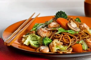 Yakissoba: A Delícia da Culinária Oriental que Conquistou o Mundo