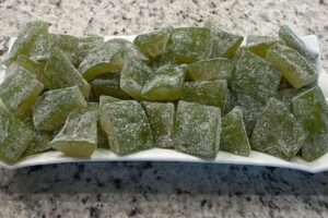 Delícia Cristalizada: Receita de Doce de Mamão nota 10