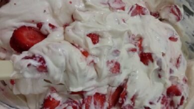 Creme Suiço com Morango Uma Sobremesa Sofisticada e Deliciosa