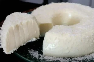 Pudim Beijo Gelado de Coco: Uma Sobremesa Irresistível